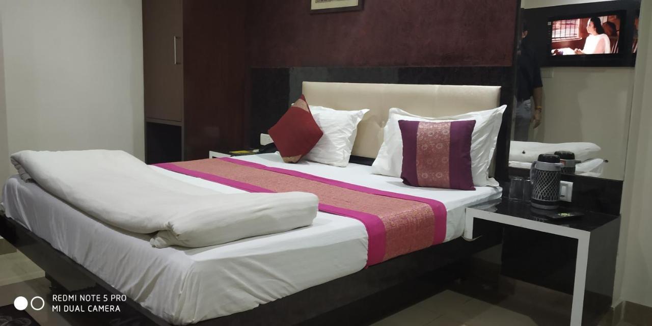 Adb Rooms Udhav Palace نيودلهي المظهر الخارجي الصورة