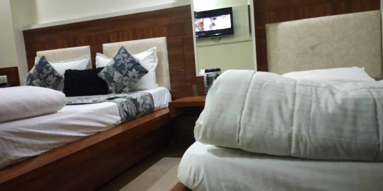Adb Rooms Udhav Palace نيودلهي المظهر الخارجي الصورة