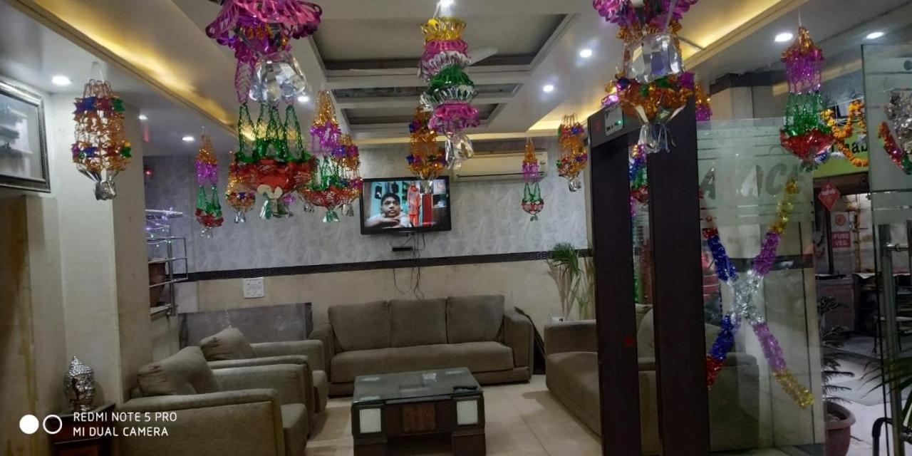 Adb Rooms Udhav Palace نيودلهي المظهر الخارجي الصورة