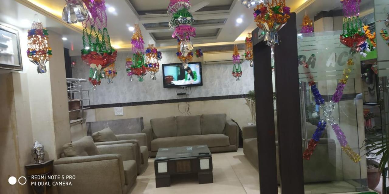 Adb Rooms Udhav Palace نيودلهي المظهر الخارجي الصورة