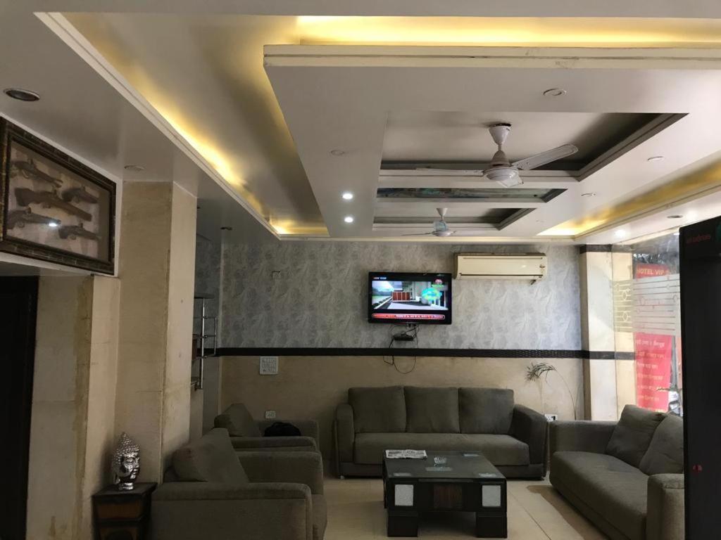 Adb Rooms Udhav Palace نيودلهي المظهر الخارجي الصورة