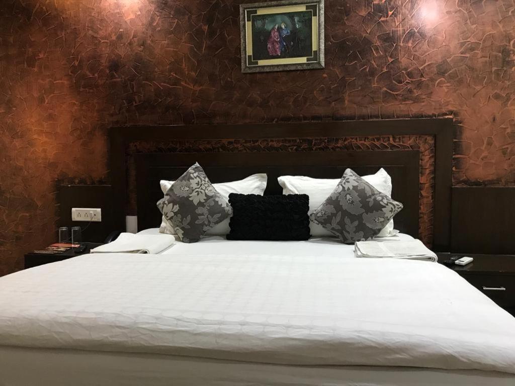 Adb Rooms Udhav Palace نيودلهي المظهر الخارجي الصورة